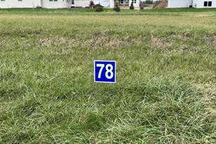 2096 Pleasant Dr, Prescott, WI 54021 - Photo 1