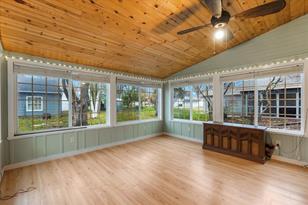 619 10th St SW - Photo 18