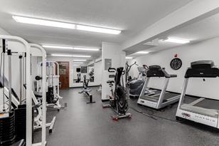 205 Barry Ave S - Photo 44