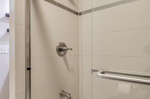 205 Barry Ave S - Photo 20