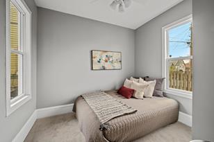 287 Avon Street N - Photo 4