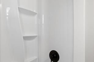 805 Spring St S - Photo 16