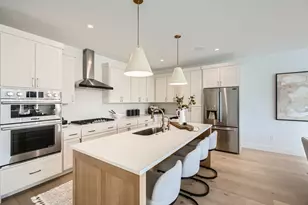 5615 Buffington Ln, Shorewood, MN 55331 - Photo 2