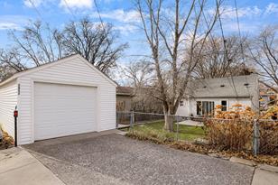 2952 Ewing Ave N - Photo 30