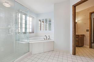 411 Wyndham Cir E - Photo 24