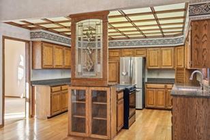 411 Wyndham Cir E - Photo 4