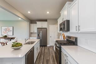 7337 183rd Street West - Photo 12