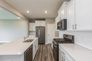 7337 183rd Street West - Photo 10