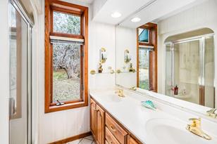 5217 Maple Grove Rd - Photo 16