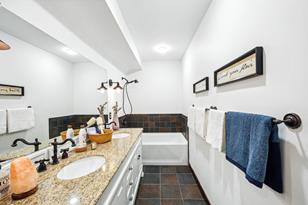 2537 Fillmore St NE - Photo 18