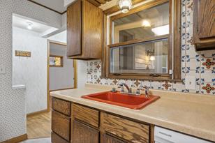 1154 Eldridge Ave W - Photo 6