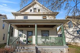 733 3rd St E - Photo 12