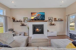 900 19th St SE - Photo 8