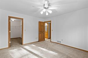 1818 Glenwood Dr NE - Photo 28