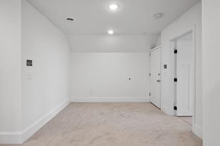 1134 Forest St N - Photo 10