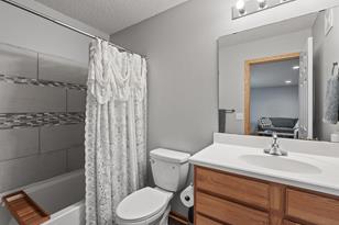 11182 Aberdeen St NE - Photo 8