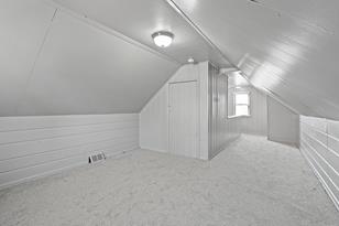 1544 Beech St - Photo 10