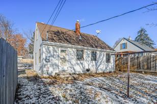 1544 Beech St - Photo 16