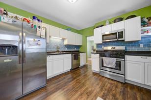 702 N Broad St - Photo 4