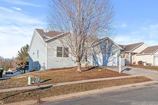 687 19th St - Photo 26