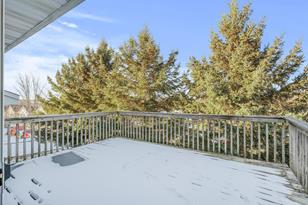 687 19th St - Photo 4