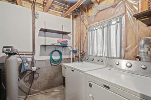 10920 Jersey Ct N - Photo 16