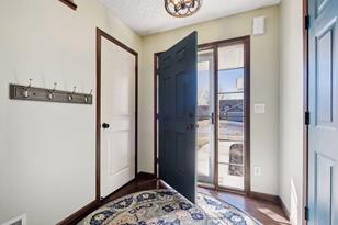 864 Forest Edge Dr - Photo 12