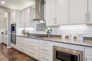 5545 Garland Ln N - Photo 4