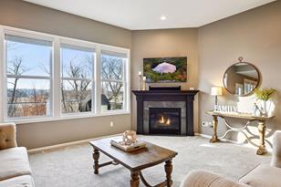 5545 Garland Ln N - Photo 10