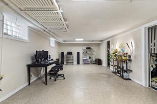 1115 Vincent Ave N - Photo 36