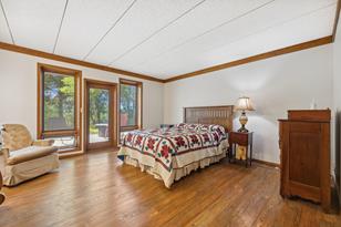 2333 Hawthorn Hill Road NE - Photo 16