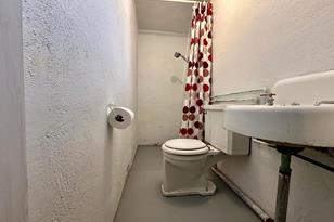 412 Clary Street W - Photo 20