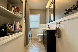 412 Clary Street W - Photo 10