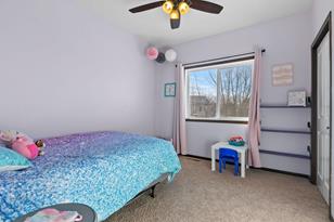 863 Forest Edge Dr - Photo 10