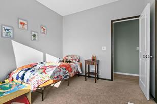 863 Forest Edge Dr - Photo 14