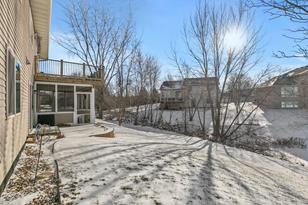 863 Forest Edge Dr - Photo 32