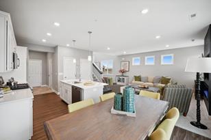 1923 Tyrone Dr - Photo 6