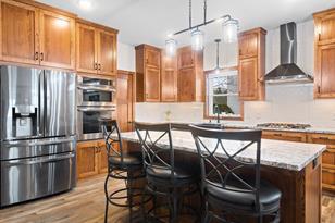 2451 Chad Ct - Photo 4