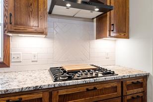 2451 Chad Ct - Photo 8