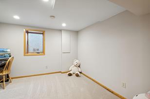 144 Skillman Ave E - Photo 14