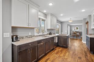 126 11th Ave N - Photo 6