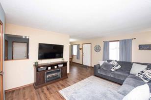 631 Wood Street N - Photo 34