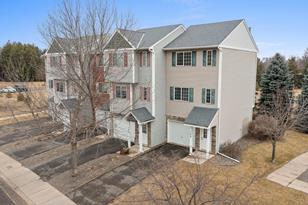 148 19th Ave SE - Photo 12