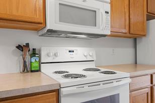 148 19th Ave SE - Photo 6