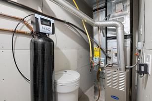 148 19th Ave SE - Photo 24