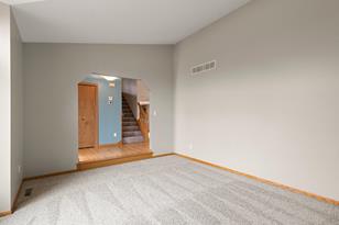 5645 Lone Oak Dr - Photo 4
