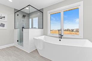 17560 Hyde Park Ave - Photo 8