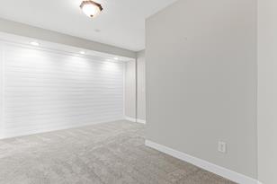17560 Hyde Park Ave - Photo 24