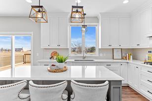17560 Hyde Park Ave - Photo 44