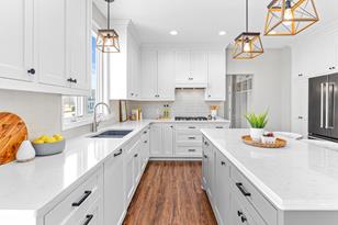 17560 Hyde Park Ave - Photo 34